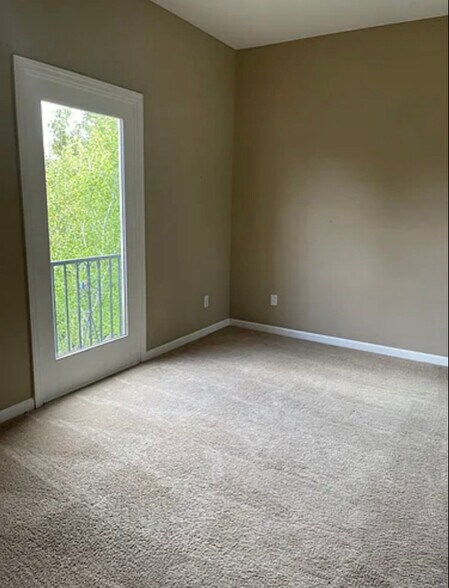 Building Photo - 40 W Verano Ct