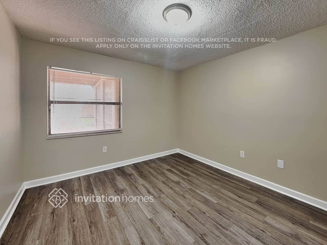 Building Photo - 10420 SW 67th St