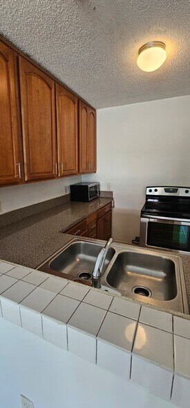 Building Photo - 1491 NW 22nd Ct