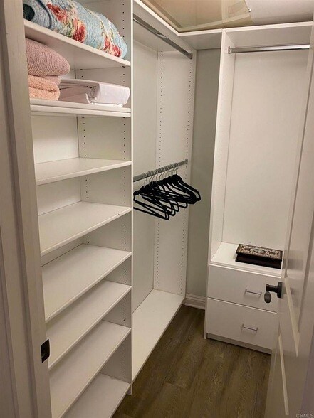 Building Photo - 201 Sea Cliff Way