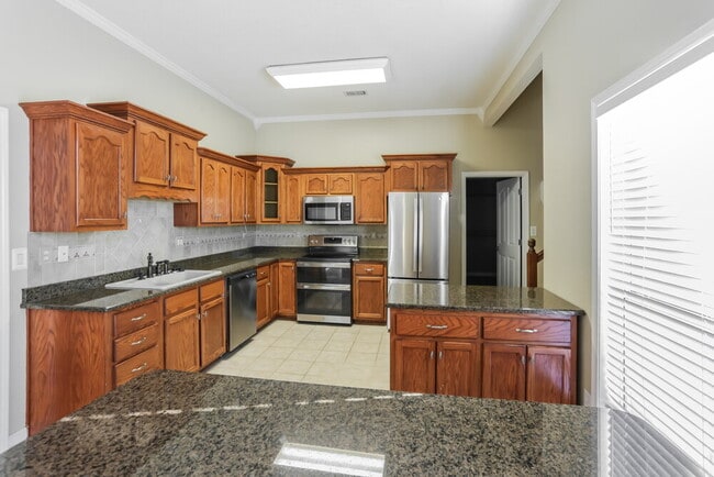 Building Photo - 8036 New Castle Cove