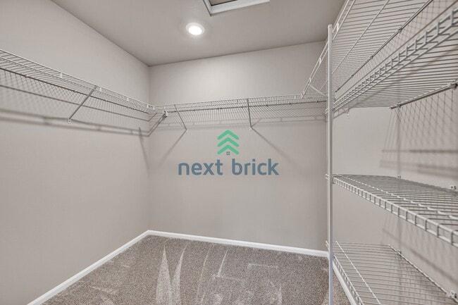 Building Photo - 3 Bed, 2.5 Bath Beautiful Townhouse Available for Rent!