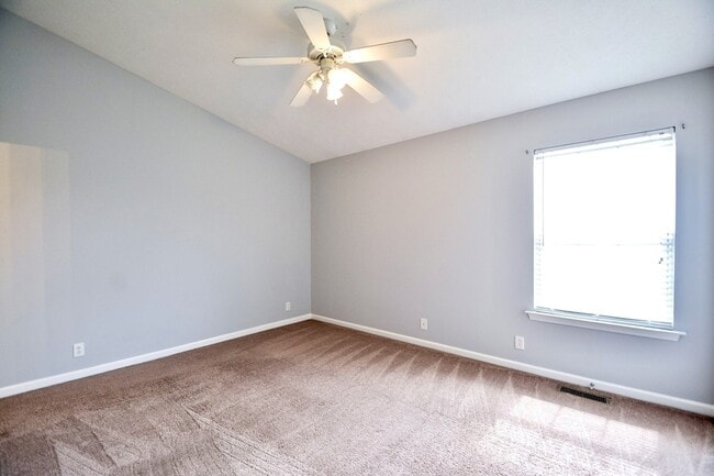 Building Photo - 1012 Shaman Crossing