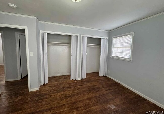 Building Photo - 1384 Devonshire Dr