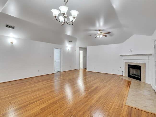 Building Photo - 7211 Canda Ln