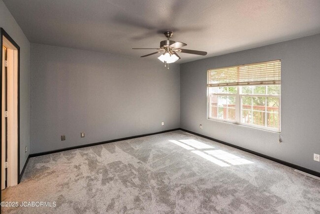 Building Photo - 1809 Devonshire Cir
