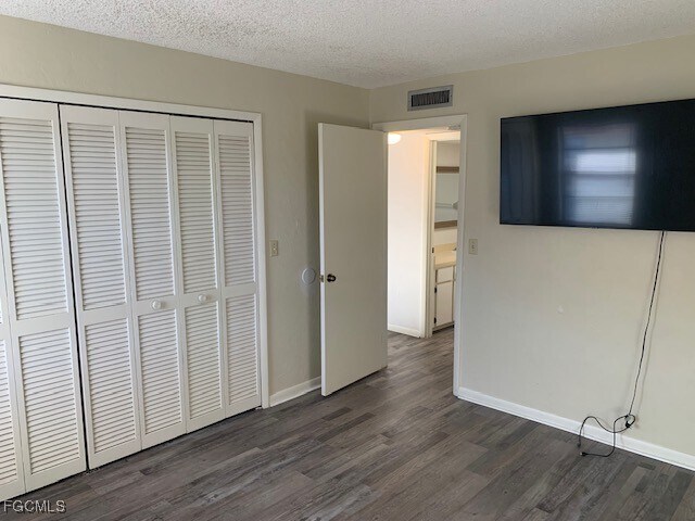 Building Photo - 6150 Whiskey Creek Dr