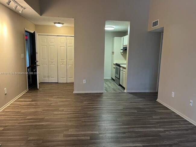 Building Photo - 4501 W McNab Rd