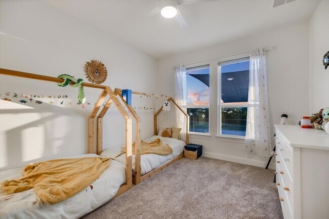 Building Photo - 5608 Cimarron Rdg Ln