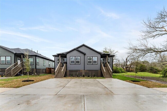 Building Photo - 5221 Groveton St