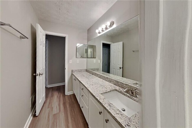 Building Photo - 610 Wildberry Trce