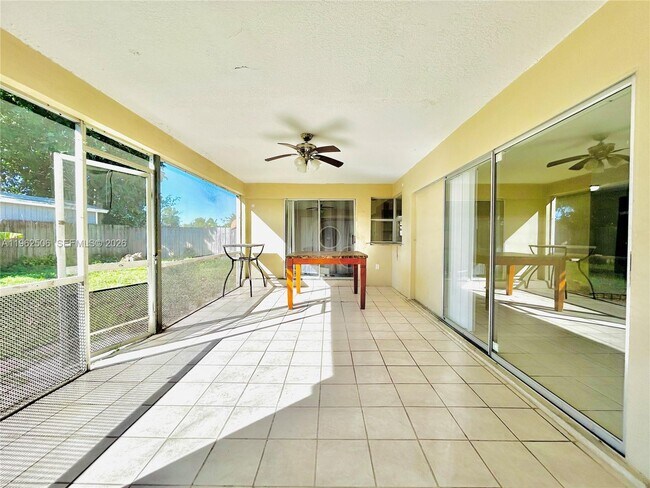 Building Photo - 6624 NW 2nd St