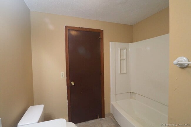 Building Photo - 74 Westerly St