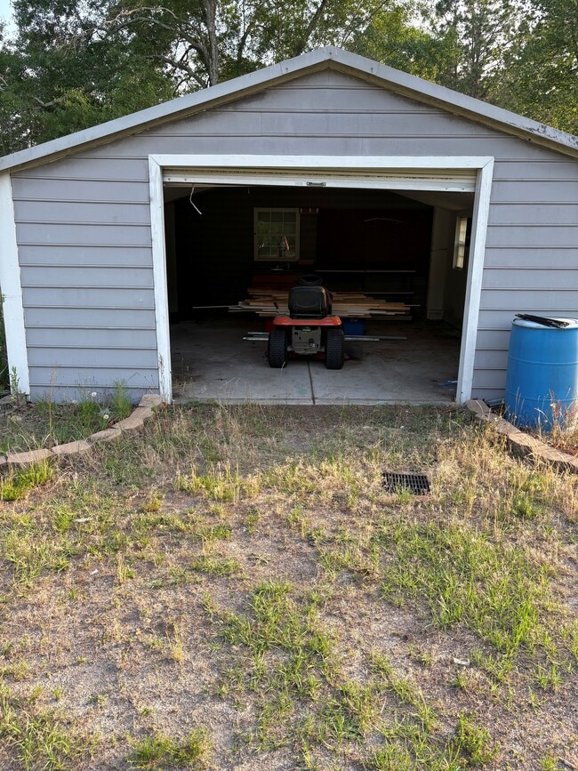 Building Photo - 6987 Pittman Grove Church Rd