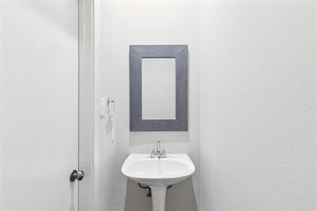 Building Photo - 4830 Cedar Springs Rd