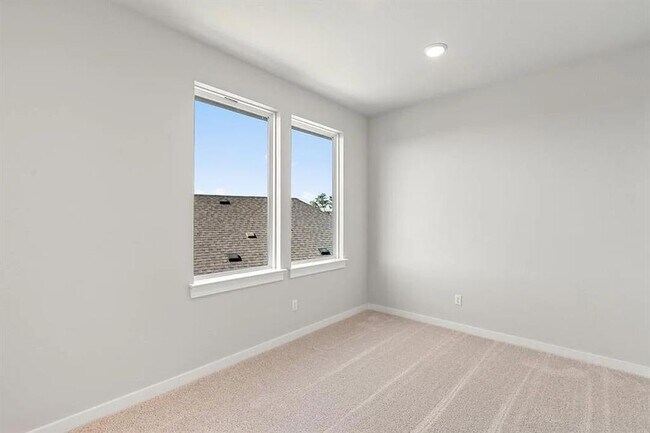 Building Photo - 356 Milkwood Ter