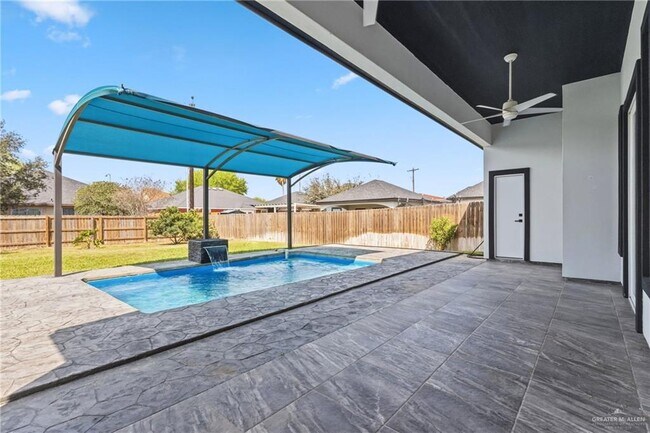 Building Photo - 22 N Chula Vista St