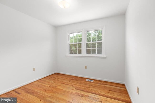 Building Photo - 18136 Pepmeier Hill Rd