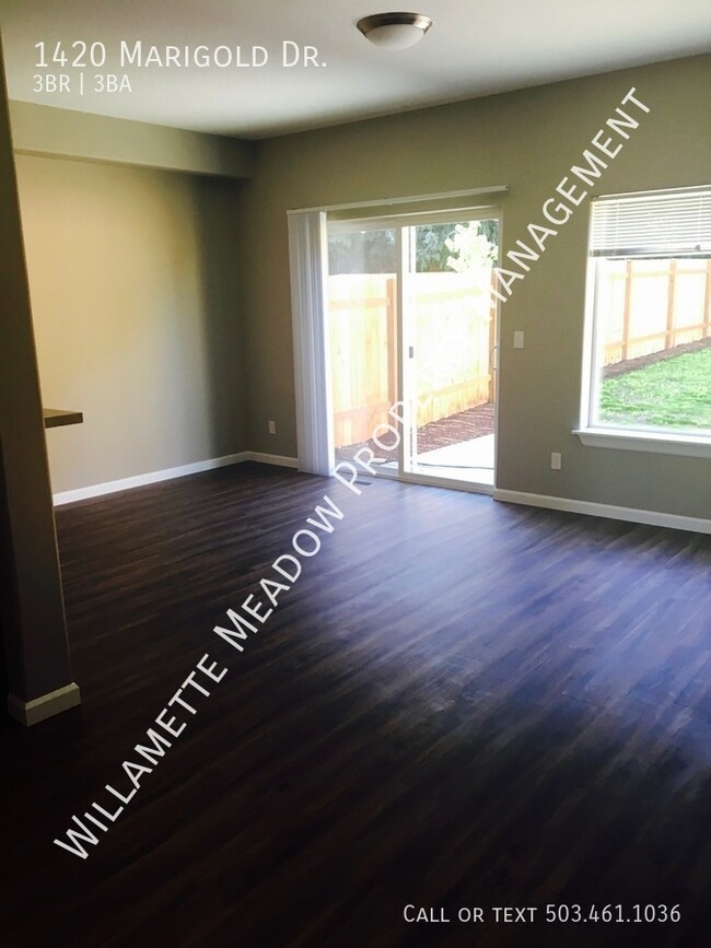 Building Photo - 1420 Marigold Dr