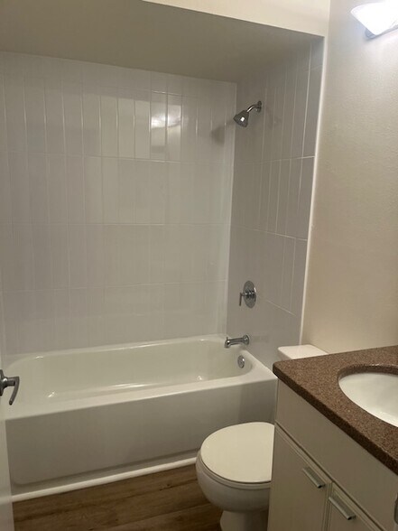 Building Photo - 13391 Fox Chapel Ct