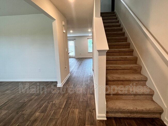Building Photo - 5862 Blackhorse Cir