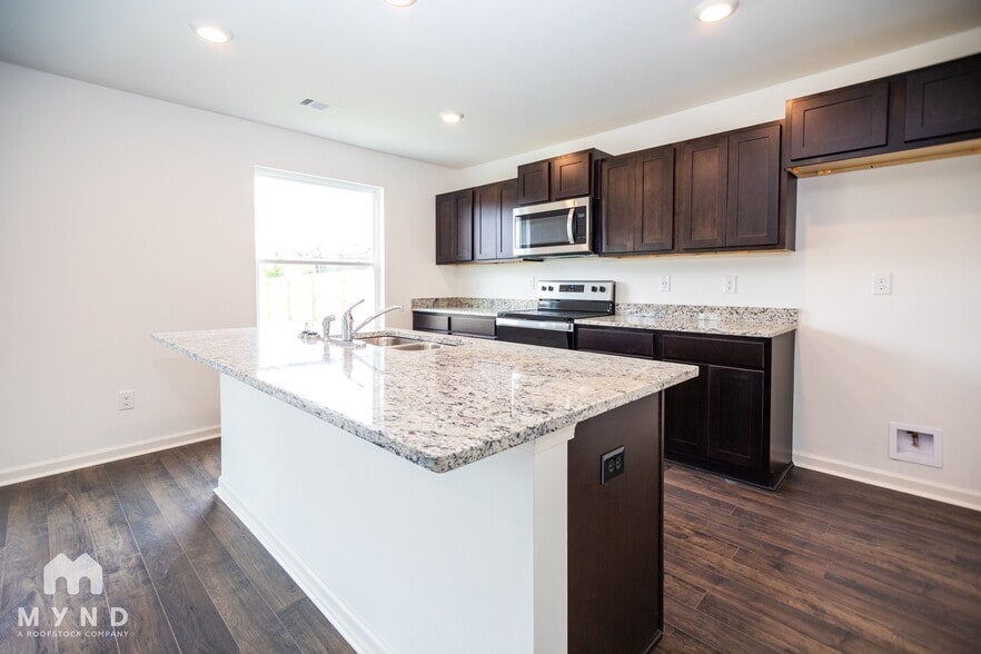 Building Photo - 9300 Cotton Field Cir