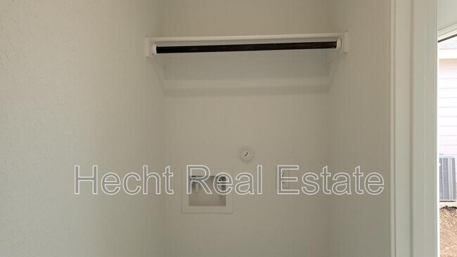 Building Photo - 9239 Navarro Vis