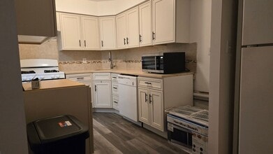 Building Photo - 155-39 78th St