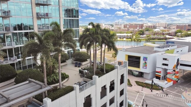 Building Photo - 777 N Ashley Dr