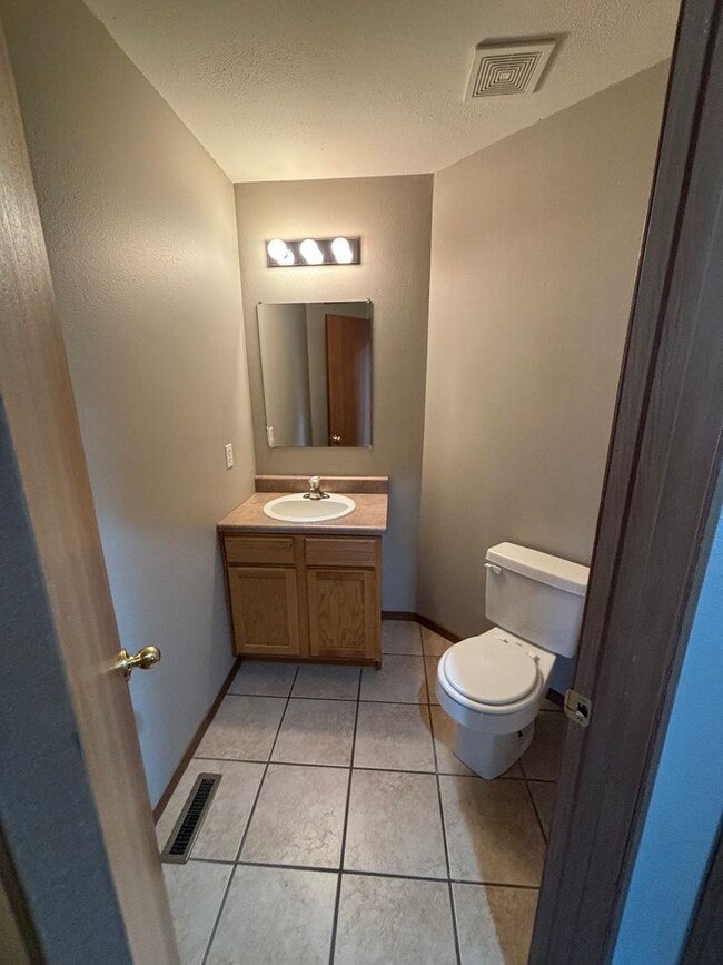 Building Photo - 4317-4319 Morgan Ct
