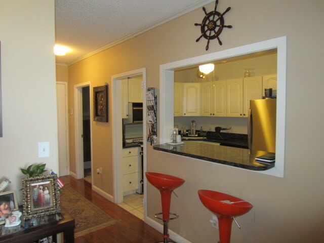 Breakfast nook - 45 River Dr S