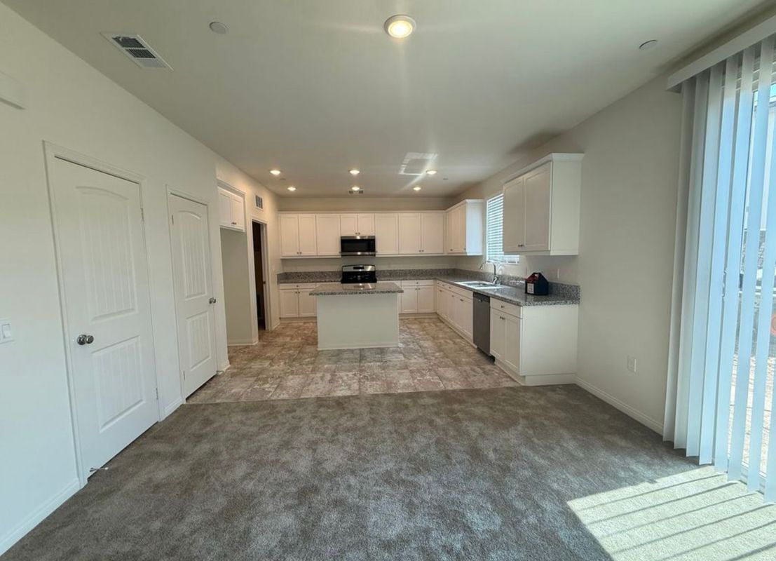 Building Photo - 13329 Racimo Ct