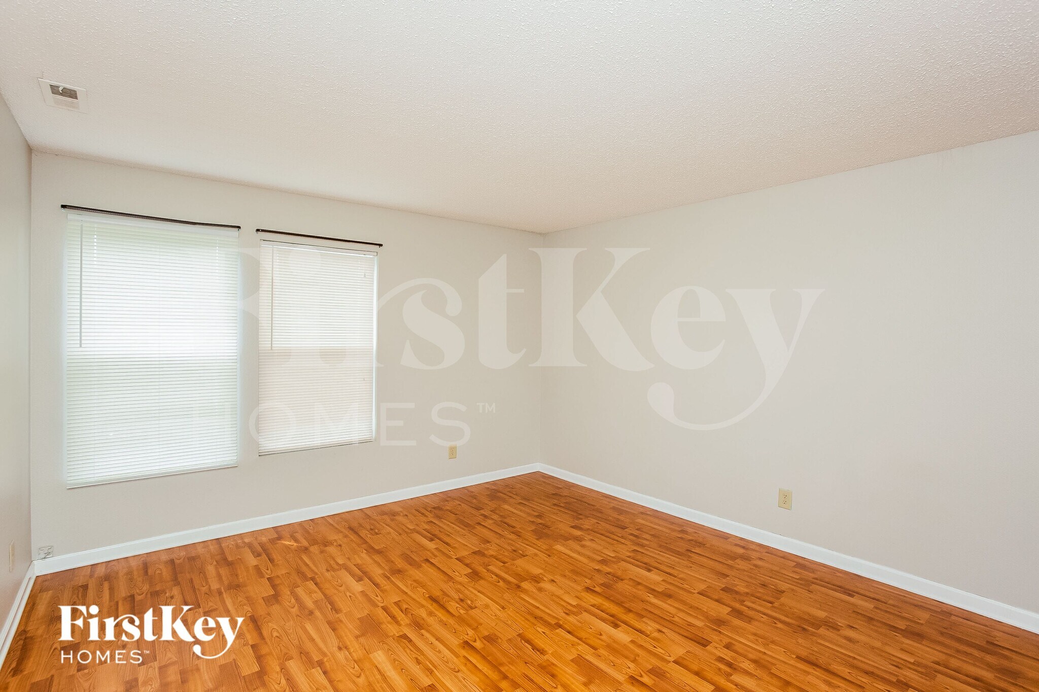 Building Photo - 12205 Lindley Dr