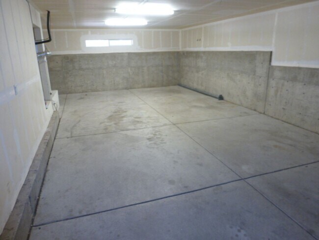 Building Photo - 4658 Kathleen Denise Ln