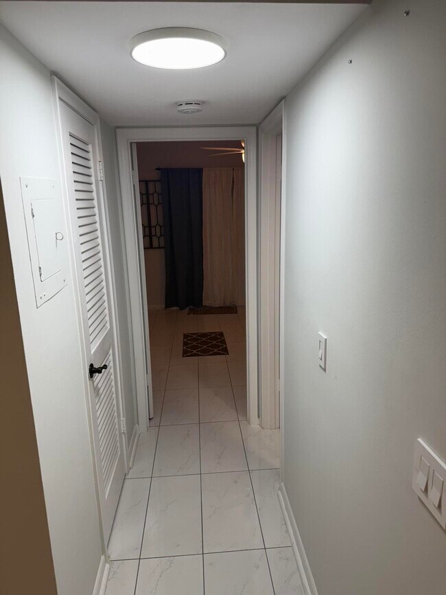 Building Photo - 373 Durham Cir