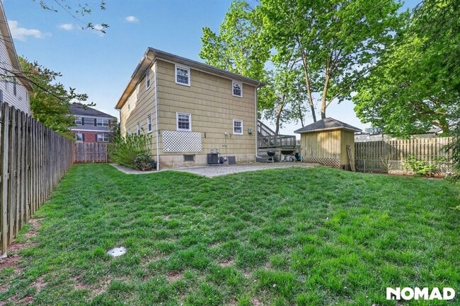 Building Photo - Charming 2BR Apartment in Metuchen