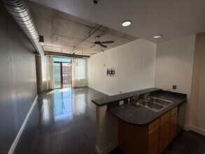 Building Photo - Modern Loft Living in the Heart of Downtow...