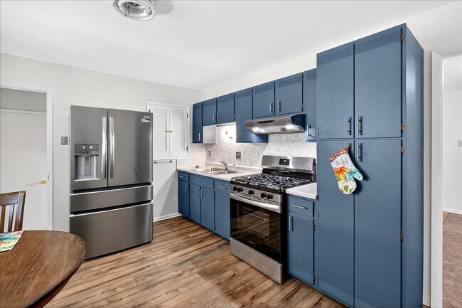 Building Photo - 354 Burncoate Dr