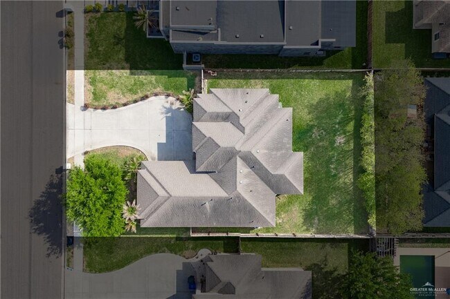 Building Photo - 37 N 45th St