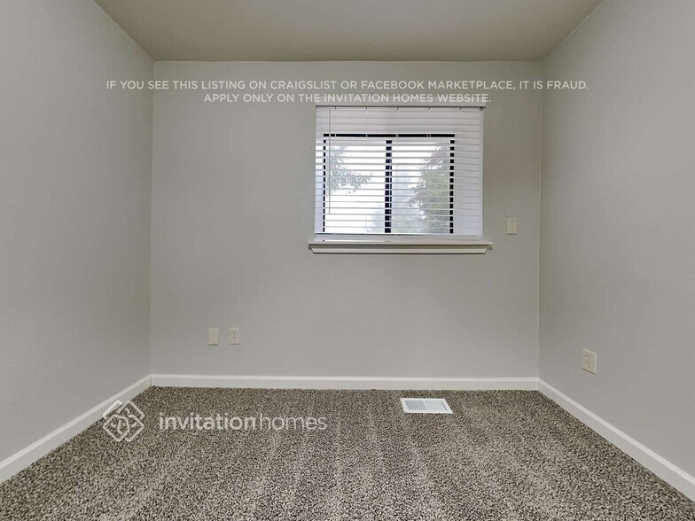 Building Photo - 6033 54th Ct SE