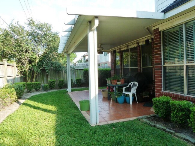 Building Photo - 22554 Bristolwood Ct