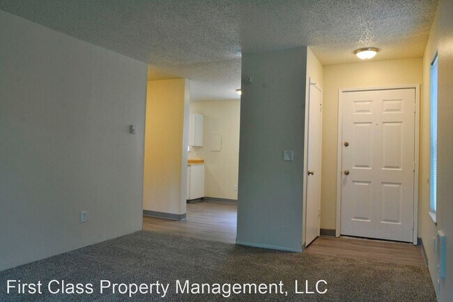 Building Photo - 3618 SW Beaverton Hillsdale Hwy