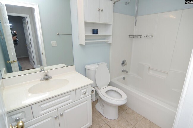 Building Photo - 156 Hunters Trail