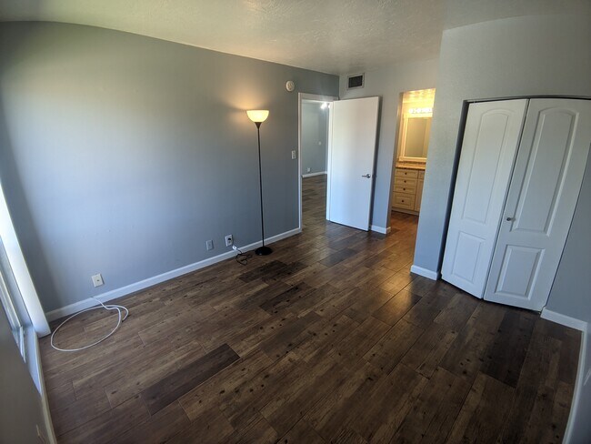 Building Photo - 2763 Woodgate Ln