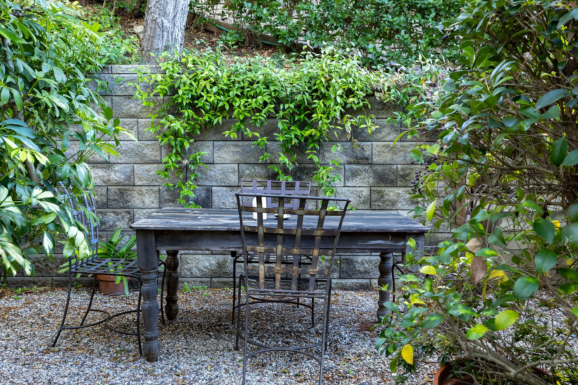 Building Photo - 21487 Encina Rd