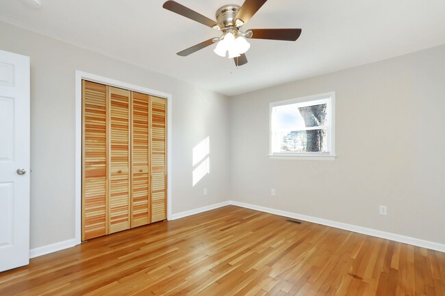 Building Photo - 11 Sandpiper St