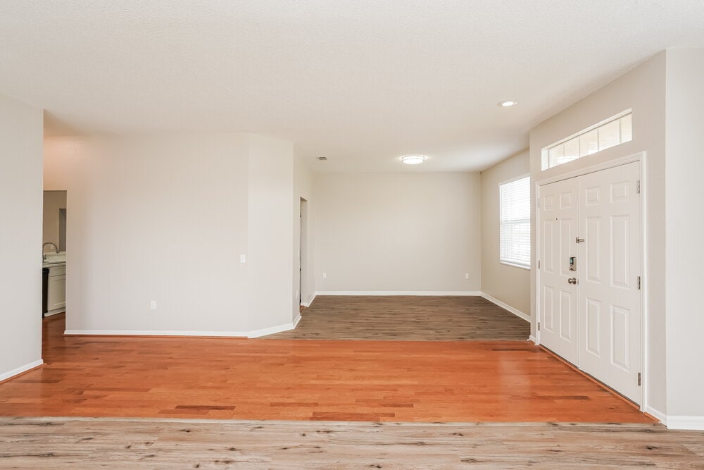 Building Photo - 7545 Jessamine Dr