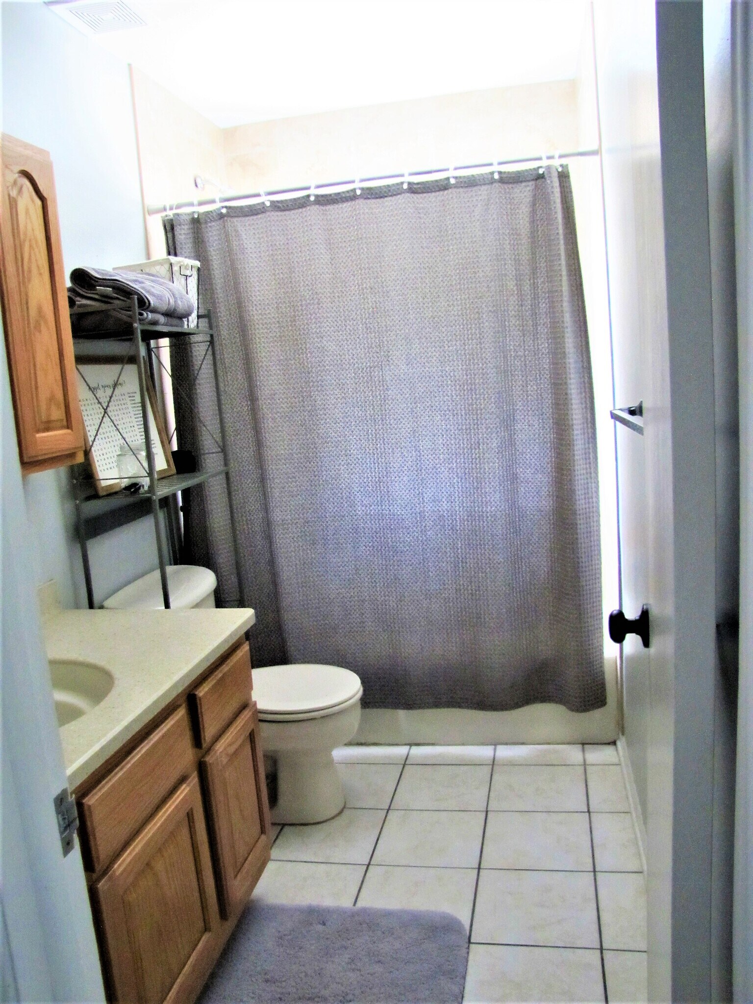 Upstairs Bathroom - 7701 Grover St