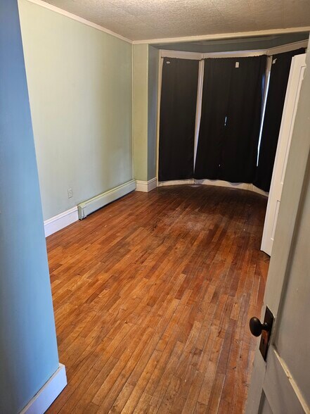 Building Photo - 69 Green St