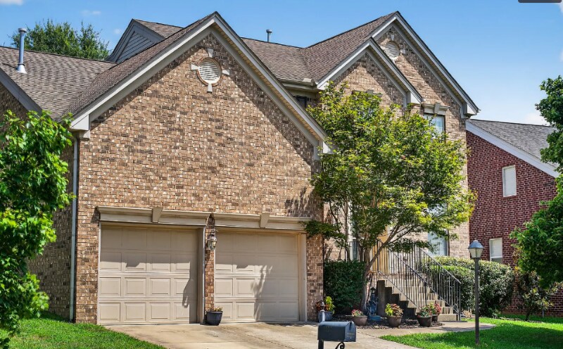 Primary Photo - 1321 Avery Park Ln
